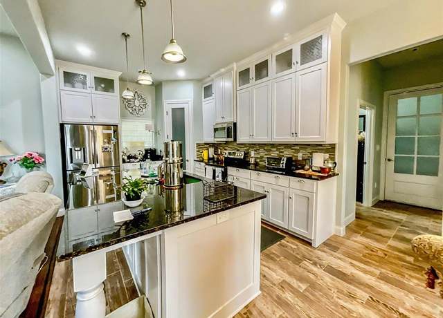 Property at 2105 Micah Dr, Mount Pleasant, TX 75455, 3 beds, 2.5 baths