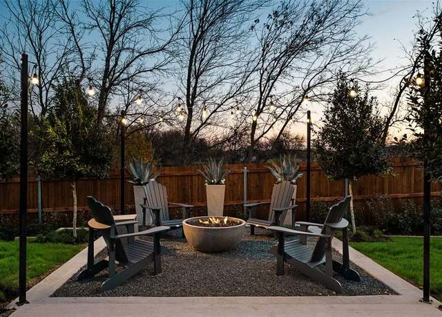 Property at 2235 Shady Elm Rd, Midlothian, TX 76065, 3 beds, 2.5 baths