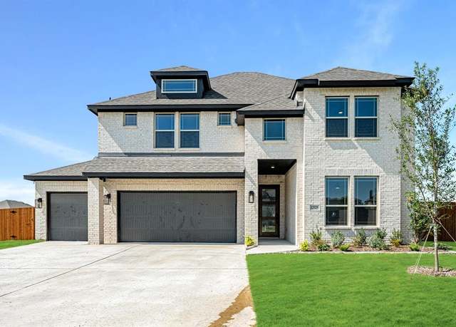 Property at 12525 Panther Creek Dr, Godley, TX 76044, 5 beds, 4 baths