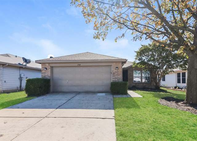 Property at 1709 Chestnut St, Anna, TX 75409, 3 beds, 2 baths
