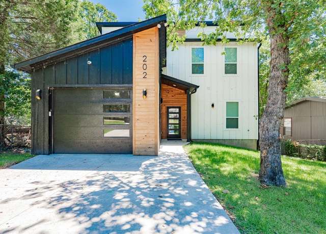 Property at 202 Sunray St, Mabank, TX 75156, 4 beds, 3 baths