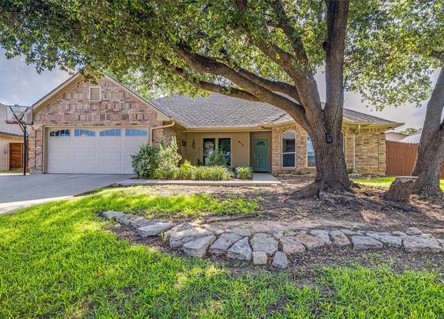 Property at 617 Ruth Dr, Kennedale, TX 76060, 4 beds, 2 baths
