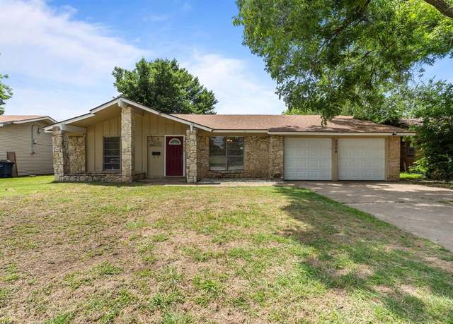 Property at 5308 Wentworth St, Fort Worth, TX 76132, 3 beds, 2 baths