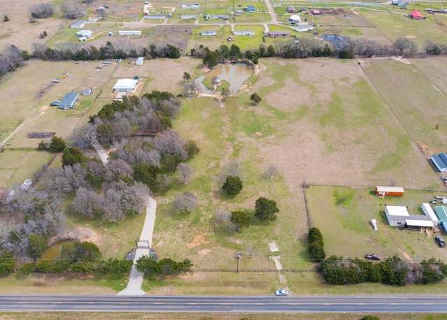 Property at 17073 Fm 2613, Kemp, TX 75143, 2 beds, 1 bath