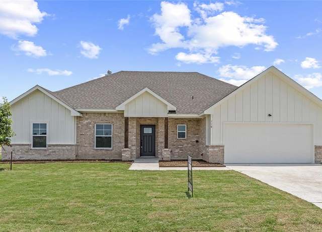 Property at 118 Panther Loop, Mabank, TX 75147, 4 beds, 2 baths