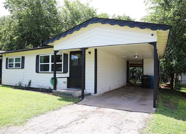 Property at 1050 Star St, Denison, TX 75020, 2 beds, 1 bath