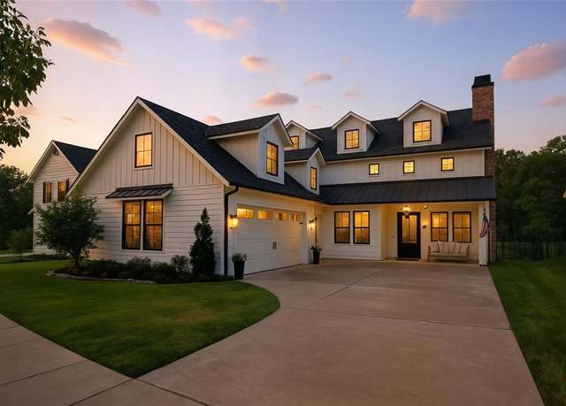 Property at 868 Park Place Blvd, Rockwall, TX 75087, 3 beds, 2.5 baths