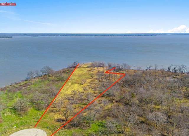 Property at 8424 Edgewater Dr, Kemp, TX 75143
