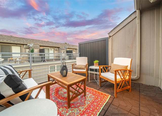 Property at 4131 Wycliff Ave #4, Dallas, TX 75219, 2 beds, 1.5 baths
