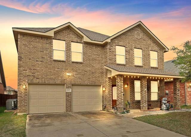 Property at 1517 Birds Eye Rd, Fort Worth, TX 76177, 4 beds, 2.5 baths