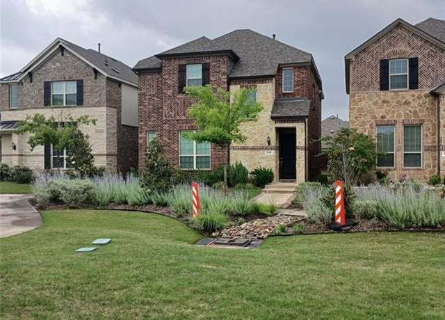 Property at 4326 Maple Bloom Dr, Arlington, TX 76005, 3 beds, 2.5 baths