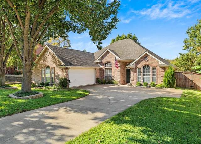 Property at 4521 Park Meadow Ct, Garland, TX 75043, 4 beds, 2 baths