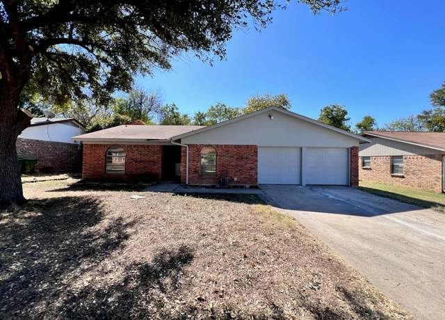 Property at 6016 Hillcrest Dr, Watauga, TX 76148, 3 beds, 2 baths