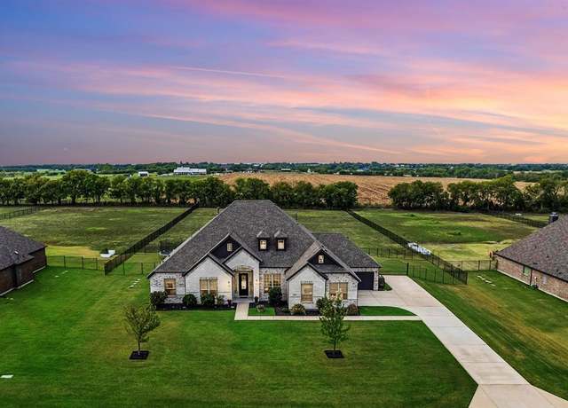 Property at 224 Devonport Dr, Rockwall, TX 75032, 4 beds, 3.5 baths