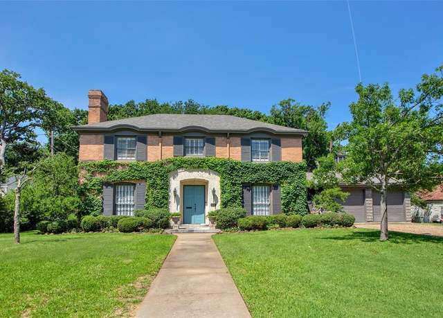 Property at 1316 Preston Dr, Sherman, TX 75092, 3 beds, 3 baths