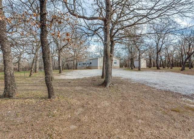 Property at 109 Private Road 3431, Paradise, TX, 4 beds, 2 baths