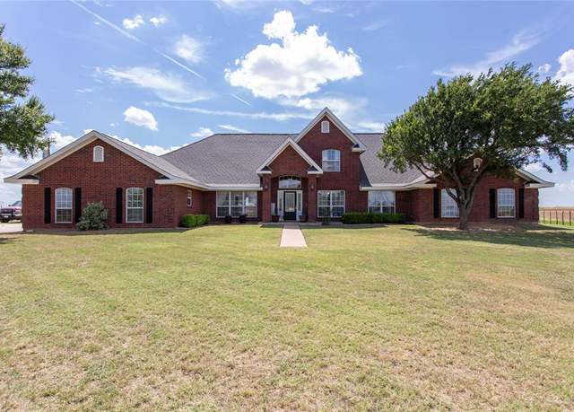 Property at 443 Dunn Rd, Olney, TX 76374, 6 beds, 4.5 baths