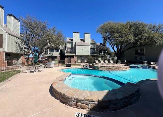 Property at 3125 Sondra Dr #301, Fort Worth, TX 76107, 1 bed, 1 bath