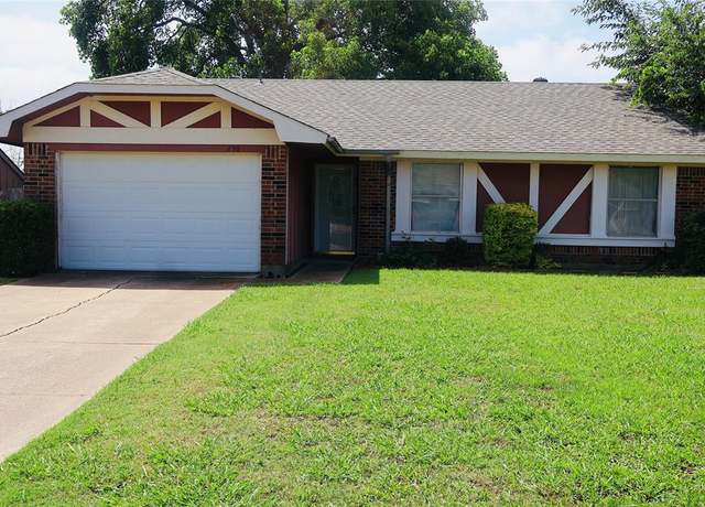 Property at 230 Rockwall Pkwy, Rockwall, TX 75032, 3 beds, 2 baths