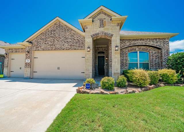Property at 400 Palmito Ranch Rd, Fort Worth, TX 76131, 3 beds, 2 baths