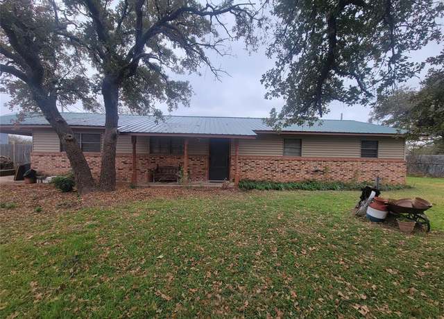 Property at 520 US Hwy 380 E, Graham, TX 76450, 3 beds, 2 baths
