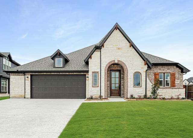 Property at 5600 Winona Ln, Mckinney, TX 75071, 4 beds, 3 baths