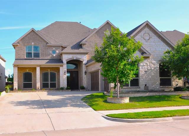 Property at 218 Crestview Dr, Midlothian, TX 76065, 5 beds, 4.5 baths