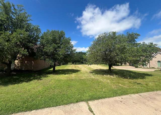 Property at 3034 Preston Club Dr, Sherman, TX 75092