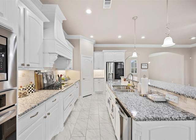 Property at 649 Xavier Ct, Waxahachie, TX 75165, 4 beds, 2.5 baths