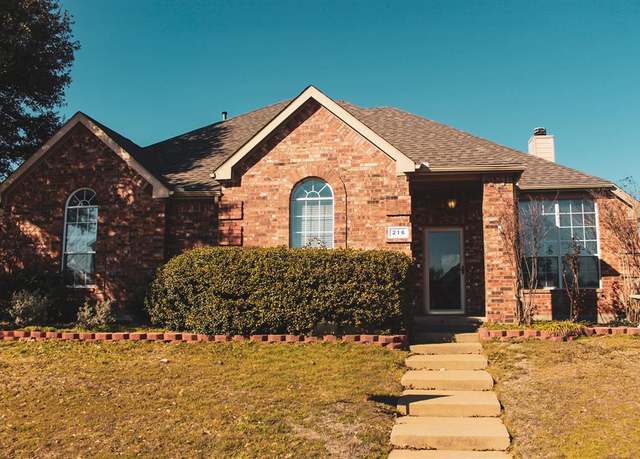 Property at 216 Williamsburg Dr, Van Alstyne, TX 75495, 4 beds, 2 baths