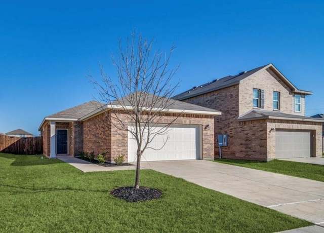 Property at 6433 Bishop Dr, Forney, TX 75126, 3 beds, 2 baths