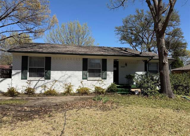 Property at 1202 Spruce Dr, Richardson, TX 75080, 3 beds, 2 baths