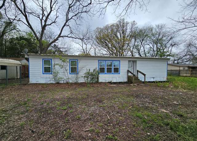 Property at 3 Pecan Place Ln, Pottsboro, TX 75076, 3 beds, 2 baths