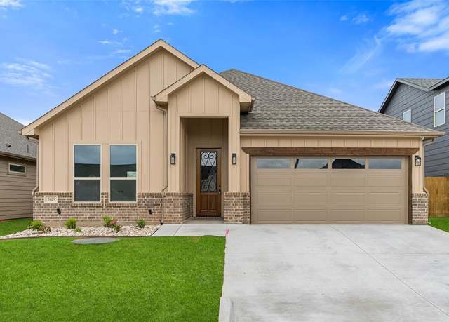 Property at 5629 Barkridge Dr, Granbury, TX 76048, 3 beds, 2 baths