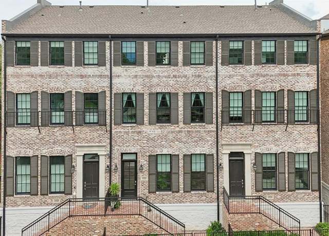 Property at 14932 Oak St, Addison, TX 75001, 3 beds, 3.5 baths
