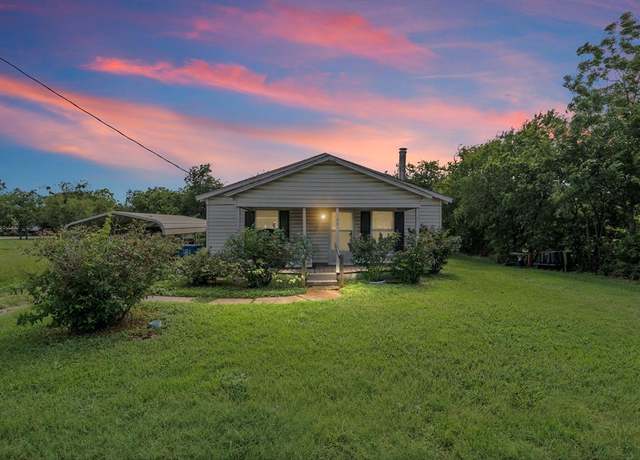 Property at 104 S College St, Itasca, TX 76055, 3 beds, 1 bath