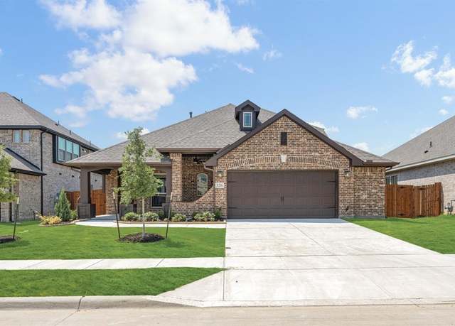 Property at 326 Atlas Cedar Dr, Glenn Heights, TX 75154, 4 beds, 3 baths