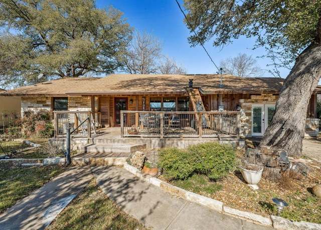 Property at 604 SW Barnard St, Glen Rose, TX 76043, 4 beds, 3 baths