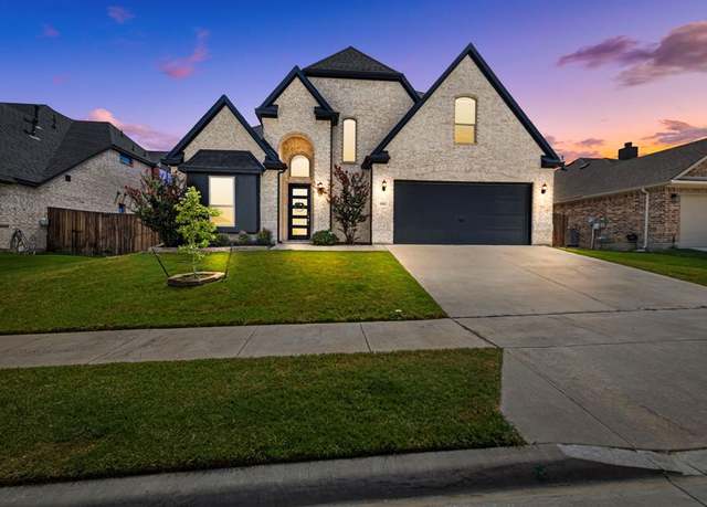 Property at 6904 Intrepid Dr, Fort Worth, TX 76179, 4 beds, 2.5 baths
