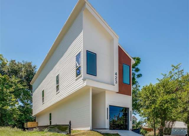 Property at 423 Sparks St, Dallas, TX 75203, 3 beds, 2.5 baths