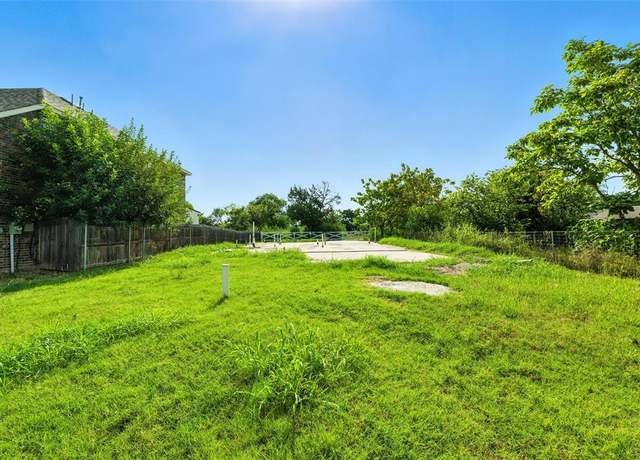 Property at 630 N Irving Heights Dr, Irving, TX 75061