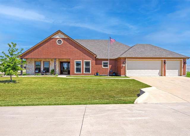 Property at 3821 Independence Way, Princeton, TX 75407, 4 beds, 2.5 baths
