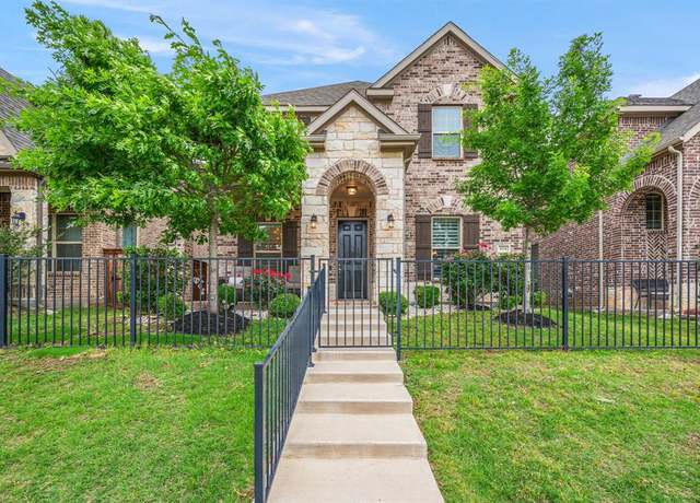Property at 304 Adam Way, Euless, TX 76040, 3 beds, 2.5 baths