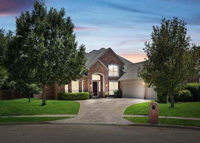 Property at 2509 Woodstone Ct, Flower Mound, TX 75022, 5 beds, 3 baths