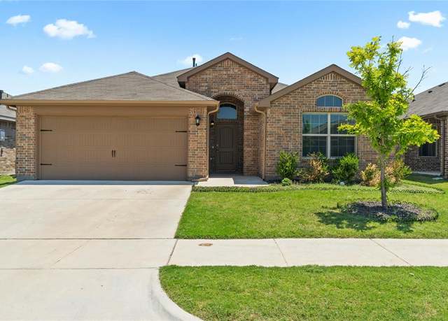 Property at 828 Rutherford Dr, Crowley, TX 76036, 4 beds, 2 baths
