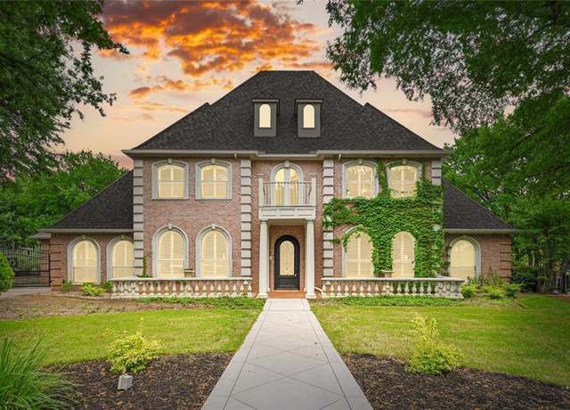 Property at 2824 Creek View Dr, Flower Mound, TX 75022, 5 beds, 5 baths