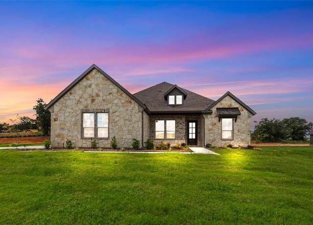 Property at 505 Ashlow Ct, Springtown, TX 76082, 4 beds, 3 baths