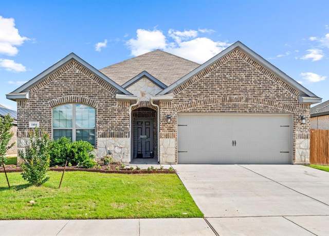Property at 1404 Eagle Nest Dr, Azle, TX 76020, 3 beds, 2 baths