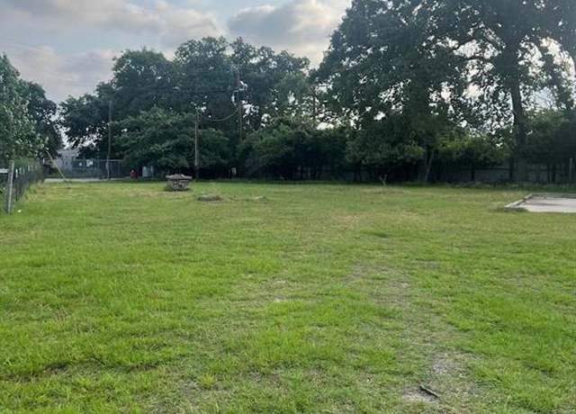 Property at 1569 Swan Ct, Pelican Bay, TX 76020