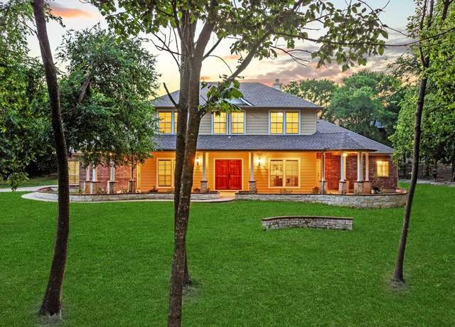 Property at 4405 Wolf Ct, Mckinney, TX 75071, 3 beds, 2.5 baths
